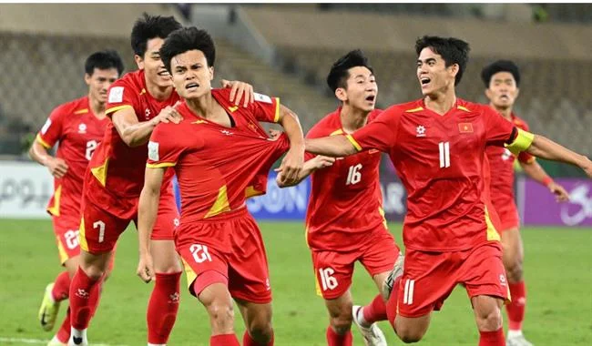 Quản lý tài khoản riêng và hỗ trợ ưu tiên 77 Ball